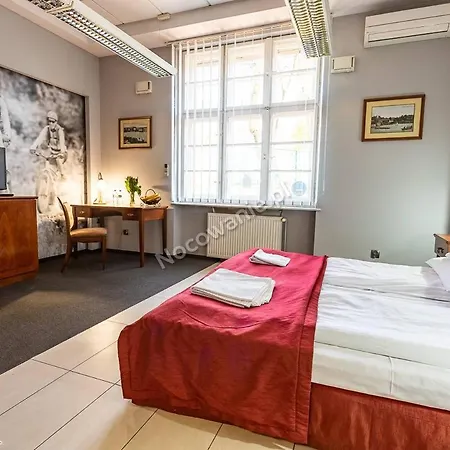 Capitol Pensjonat 3*