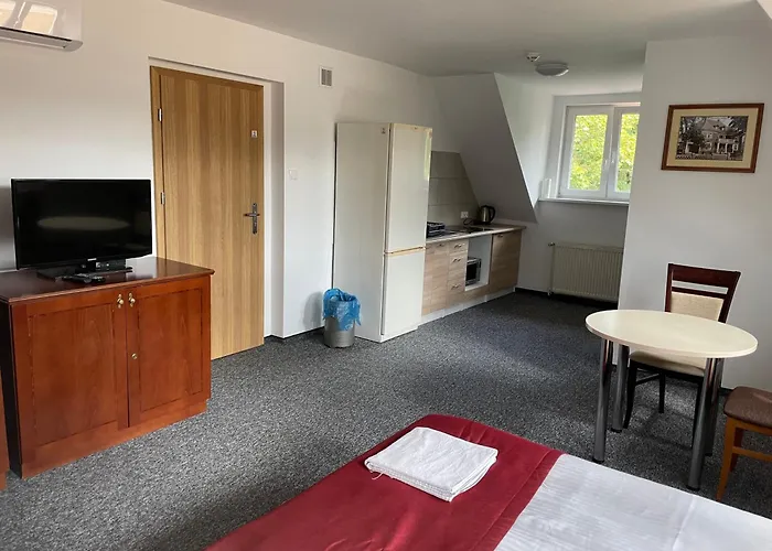 Pensionat Capitol 3*